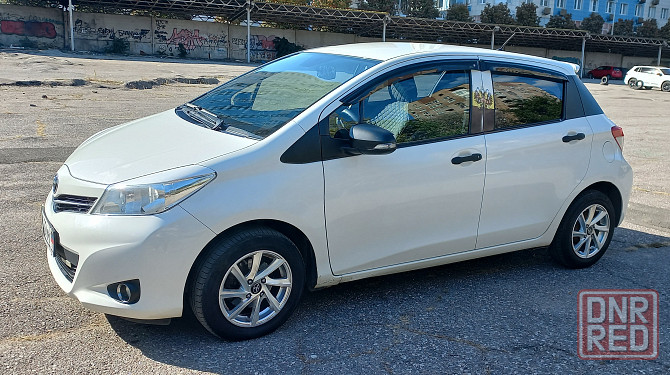 Продам Toyota Yaris Донецк - изображение 2