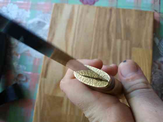 Пробам нож ручной работы Ясиноватая