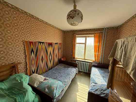 Продам 2-х ком. кв., 8/9 эт., 49 м.кв. - Макеевка, квл. Железнодорожный, 53 школа Макеевка