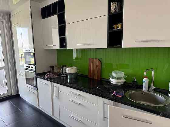 Аренда 3х комн.14/16. Ленинский р-н, ул. Аравийская Донецк