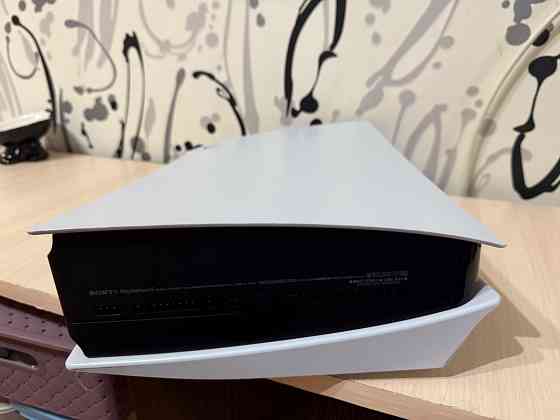 Продам PS 5 с подпиской состояние новое Донецк