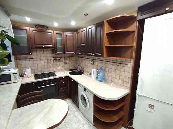 Сдается: двух комнатная квартира Донецк