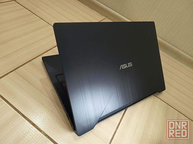 Asus ROG ZX63VD7700/15,6/ Intel Core i5-7300HQ/16Гб DDR4/ SSD М2 NWMe -256/HDD 500Гб/GTX 1060/38 999 Донецк - изображение 2