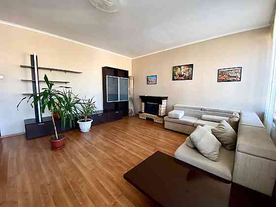 3-х комнатная квартира в Ворошиловском районе Донецка (сталинка) почти 100 м.кв. Донецк