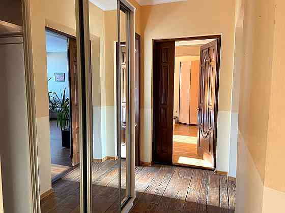 3-х комнатная квартира в Ворошиловском районе Донецка (сталинка) почти 100 м.кв. Донецк