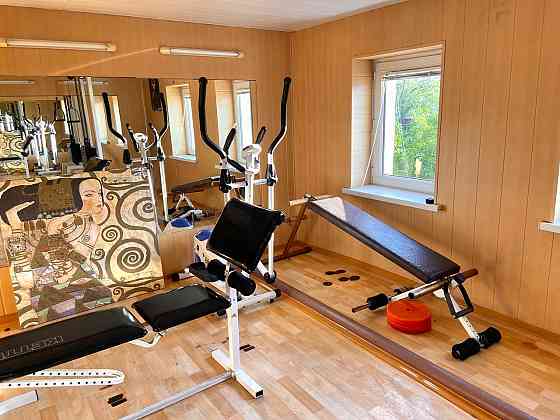 3-х комнатная квартира в Ворошиловском районе Донецка (сталинка) почти 100 м.кв. Донецк