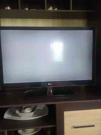 Телевизор LG 42 LW4500 под ремонт или на запчасти. Донецк
