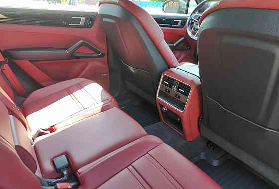 Porsche Cayenne 3.0 AT 2019год Донецк