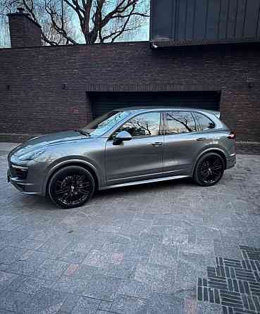 Porsche Cayenne 3.6 AT, 2015год Донецк