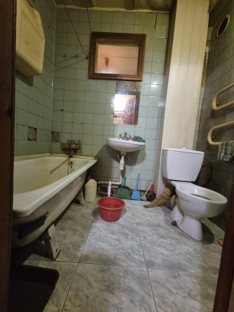 Продам 3 ком. кв Донецк