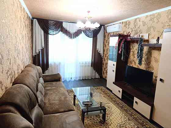 Продам 3ком. квартиру (Васнецова,1 - пл. Бакинских Комиссаров) Донецк