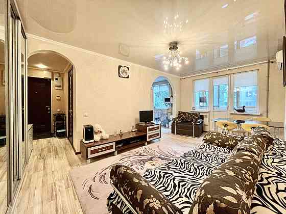 Трёхкомнатная квартира на Набережной. Донецк