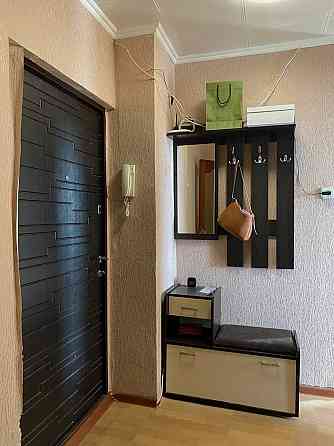 Сдам 2-комнатную квартиру в Калининском районе, Грузия. Донецк