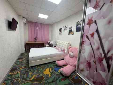 Сдаётся 2-х комнатная квартира в Ленинском районе Ориентир: Цирк Космос Донецк