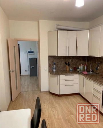 Сдам 1-комнатную квартиру в Ворошиловском районе, Донбасс Арена. Донецк - изображение 2