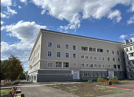 Продаётся просторная квартира у моря. 4-х комнатная, площадью - 111,8 кв.м. Мариуполь
