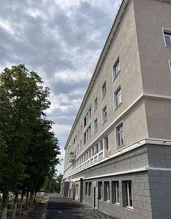 Продаётся просторная квартира у моря. 4-х комнатная, площадью - 111,8 кв.м. Мариуполь