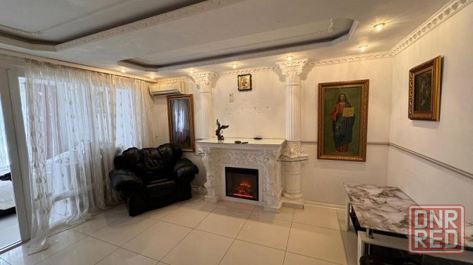 Продается 4-комнатная двухуровневая квартира в Калининском р-н. ул.Карпинского Донецк - изображение 1