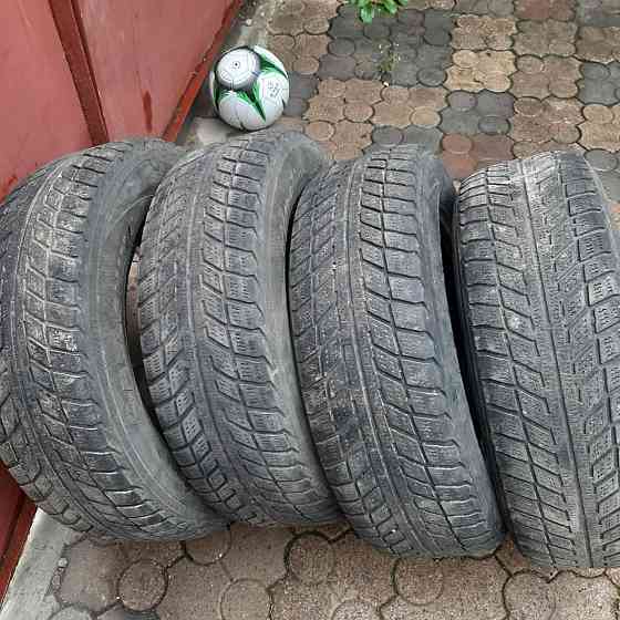 Продам комплект зимней резины Донецк