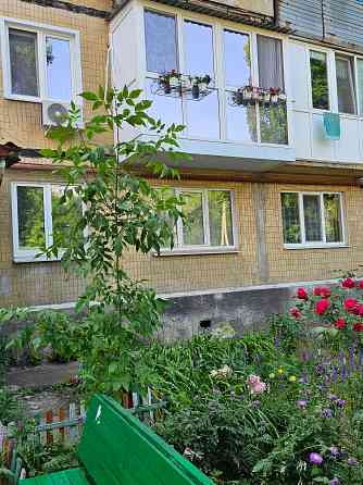 Собственник ! Вода есть! Продам 2-ком.кв-ру, 2/5, кап.ремонт, Объединенный, школа # 150 ! Донецк