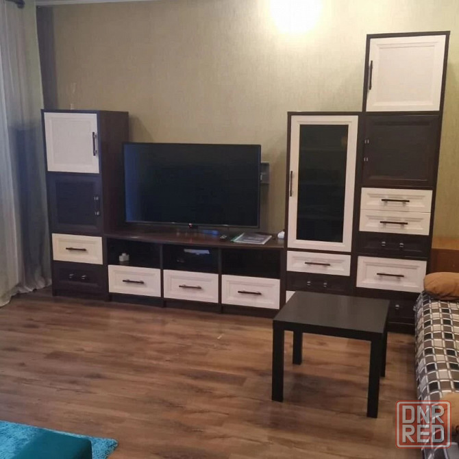 Двухкомнатная в Петровском Донецк - изображение 1