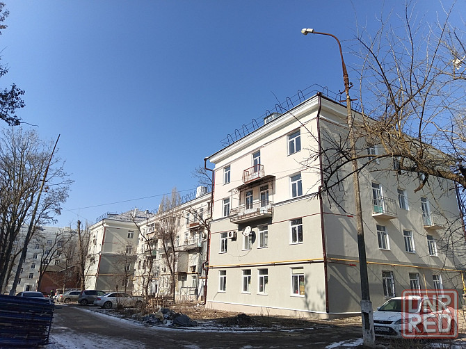 Продается трехкомнатная квартира в Левобережном районе Мариуполь - изображение 1