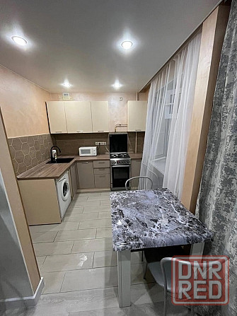 Современная однокомнатная в Ленинском Донецк - изображение 2