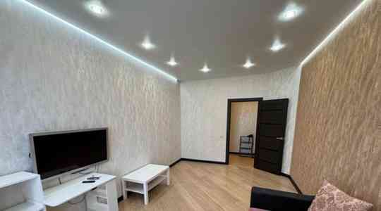 Сдаю однокомнатную квартиру 40.0 м² этаж 5 город Донецк, Киевский район Донецк