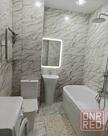 Сдаю студию 27.0 м² этаж 8/9 город Донецк, Ворошиловский район, проспект Панфилова. Донецк - изображение 2