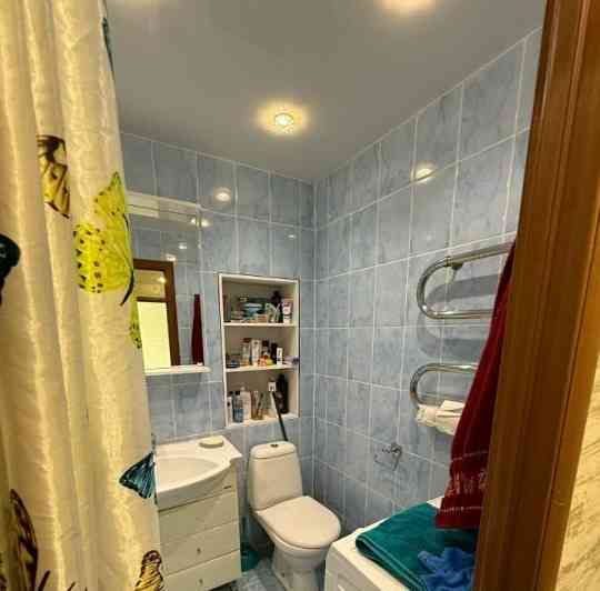 Сдаю двухкомнатную квартиру 44.0 кв.м. на длительный период возле Донецк Сити, Киевский район. Донецк