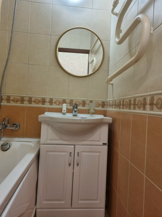 Сдается Однокомнатная квартира Район: Киевский район (ориентир Донецк Сити) Донецк