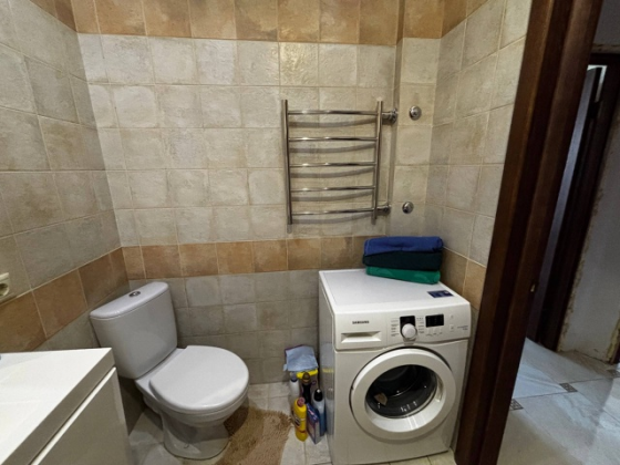 Сдается Однокомнатная квартира Район: Киевский район (ориентир Донецк Сити) Донецк