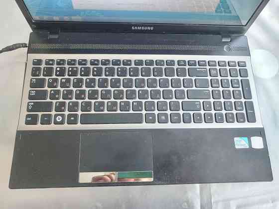 Ноутбук Samsung модель: NP-300V5A Макеевка