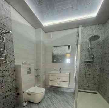 Сдаю двухкомнатную квартиру 64.0 м² этаж 5/5 город Донецк, Киевский район Донецк