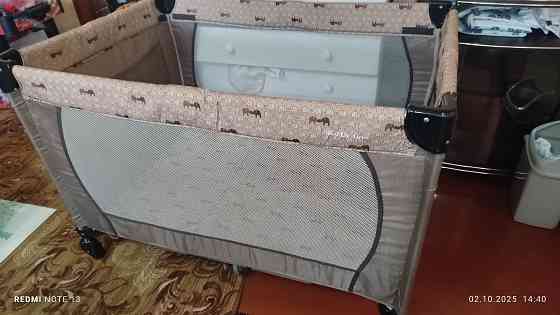 Продам игровой манеж - кровать Донецк