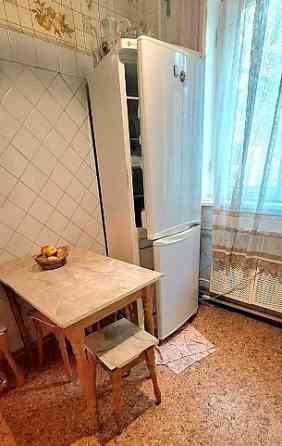Продам 3к.кв. Сталинка. Калининский р-н. Ориентир ост. Разенкова. Донецк