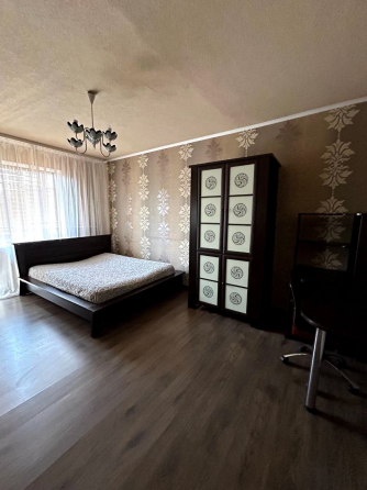 Продам 3 ком. кв. Донской ( чешка) Донецк