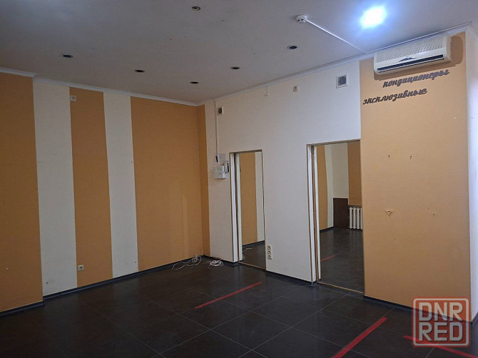 Аренда магазина 33 м2 в самом центре Донецка. Напротив библиотеки Крупской. Донецк - изображение 5