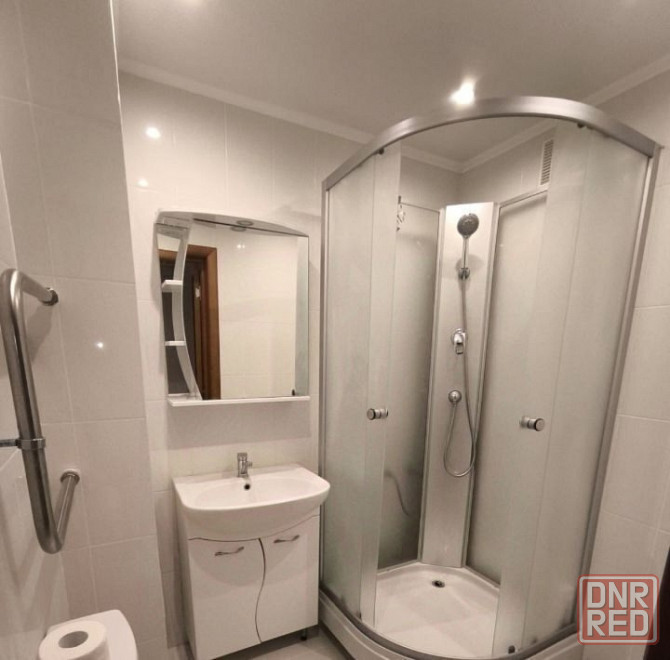 Сдаю однокомнатную квартиру 37.0 м² этаж 5 город Донецк, Киевский район, улица Артема Донецк - изображение 2