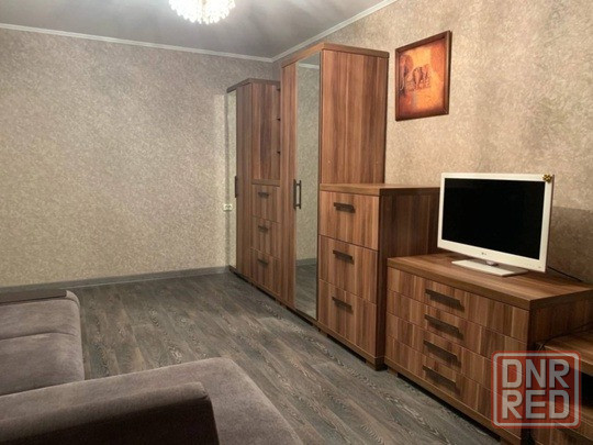 Сдаётся однокомнатная квартира в Буденовском районе (ориентир Караван). Донецк - изображение 3