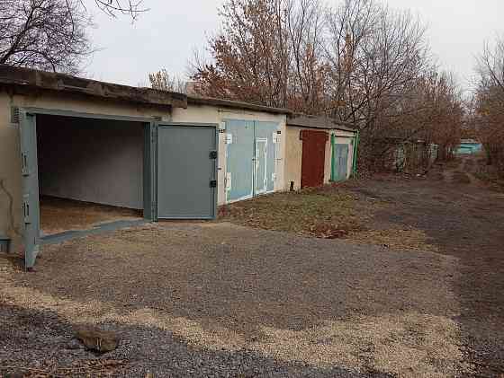 Продам капитальный гараж (кооператив Строитель, К7, якхз, детская поликлиника) Макеевка