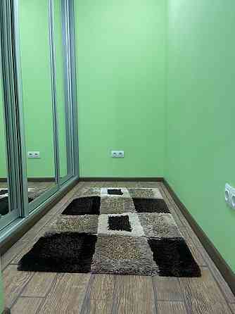 Продажа2-х уровневая 5-ти к. кв. с 2-мя гаражами в центре Донецка Донецк