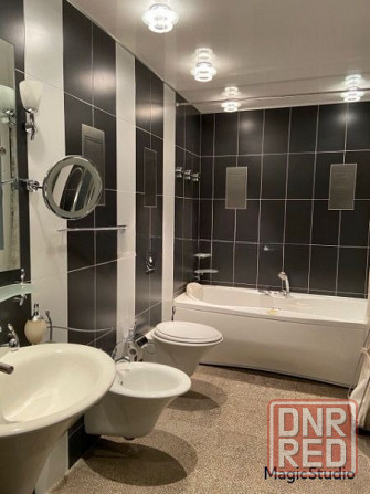 Продажа2-х уровневая 5-ти к. кв. с 2-мя гаражами в центре Донецка Донецк - изображение 9