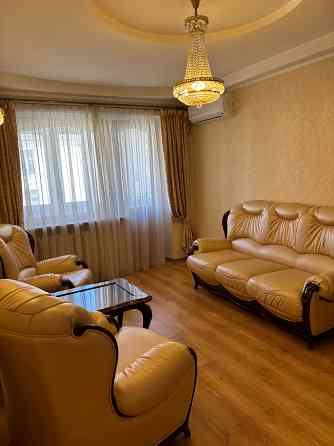 Продам блок из двух квартир в центре Донецк