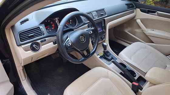 Volkswagen Passat SE Донецк