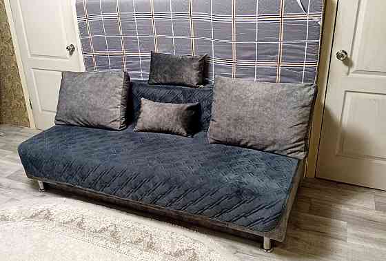 Продается диван в идеальном состоянии Донецк