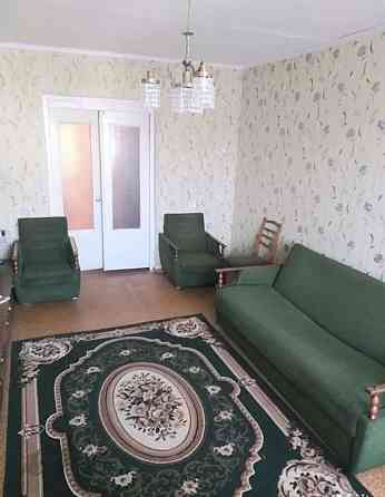 Продам 4-х комн квартиру в городе Луганск 1-й Микрорайон Луганск