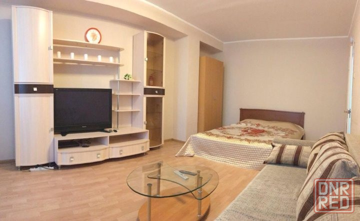 Сдается светлая 2-комнатная квартира площадью 52 м² Донецк - изображение 2