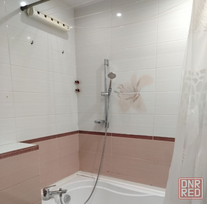 Сдам в аренду комфортную 1-комнатную квартиру , ориентир проспект Панфилова Донецк - изображение 3