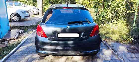 Продам автомобиль peugeot 207 Донецк